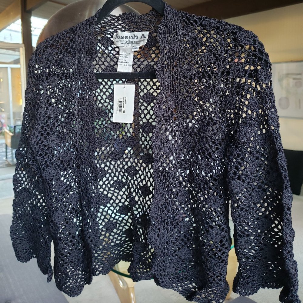 Joseph A black crochet shrug/cropped sweater